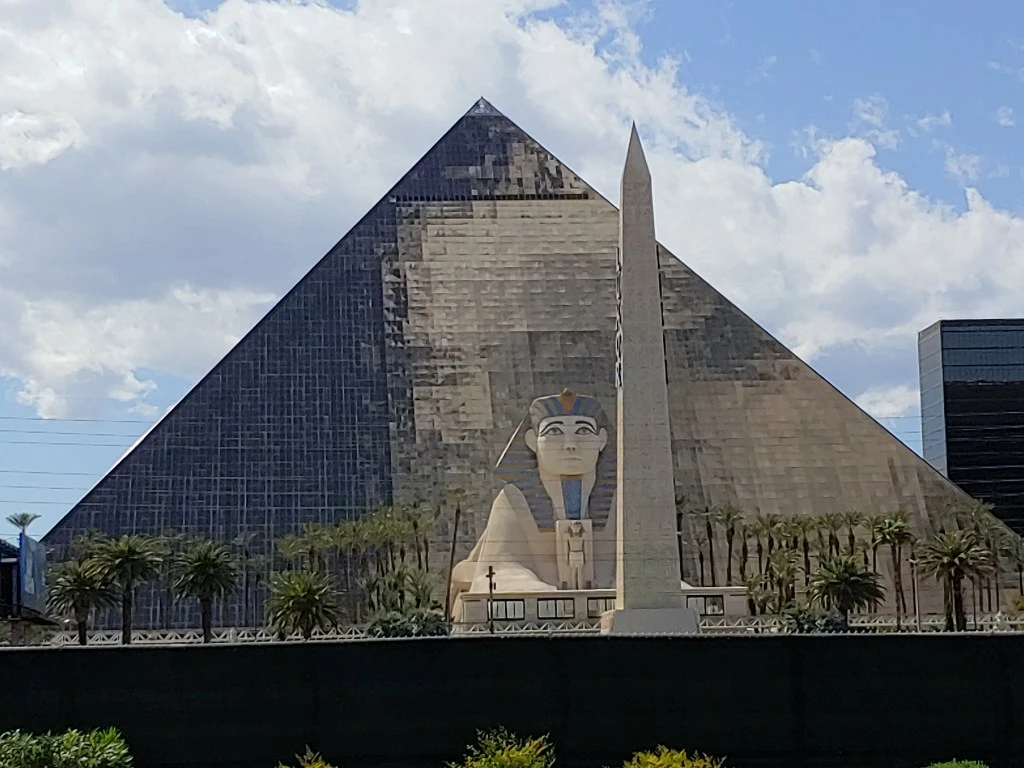 20200413_144140_HDR | Bet-NV.com Luxor Hotel and Casino