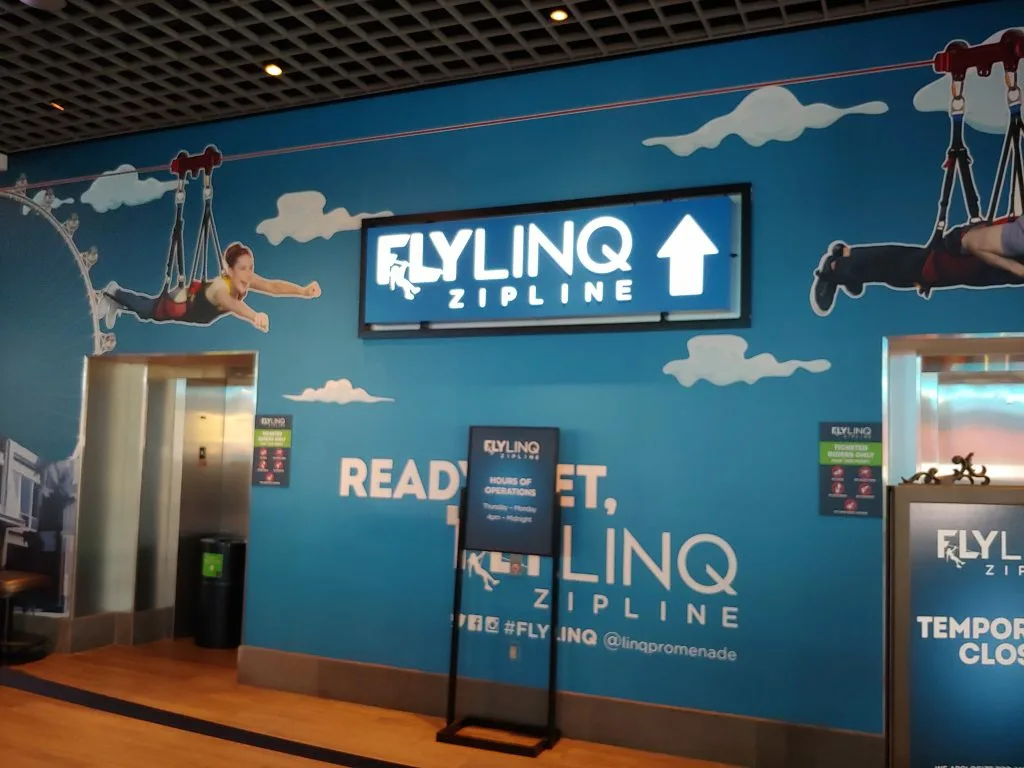 FlyLinq Zipline at Linq Casino