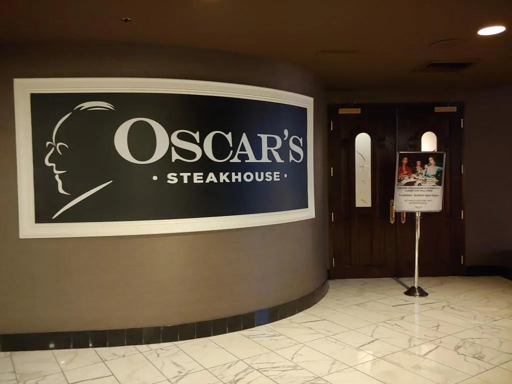 Oscar's Restaurant at Plaza