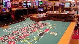 00 roulette table at Encore