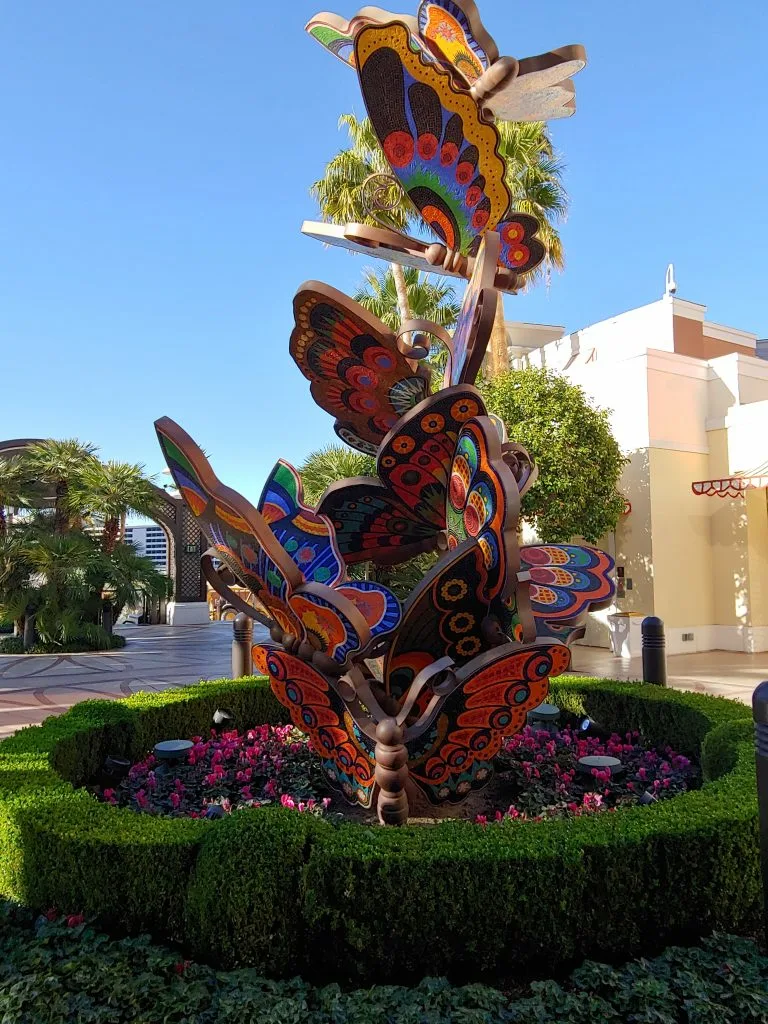 Courtyard Decor at Encore Casino