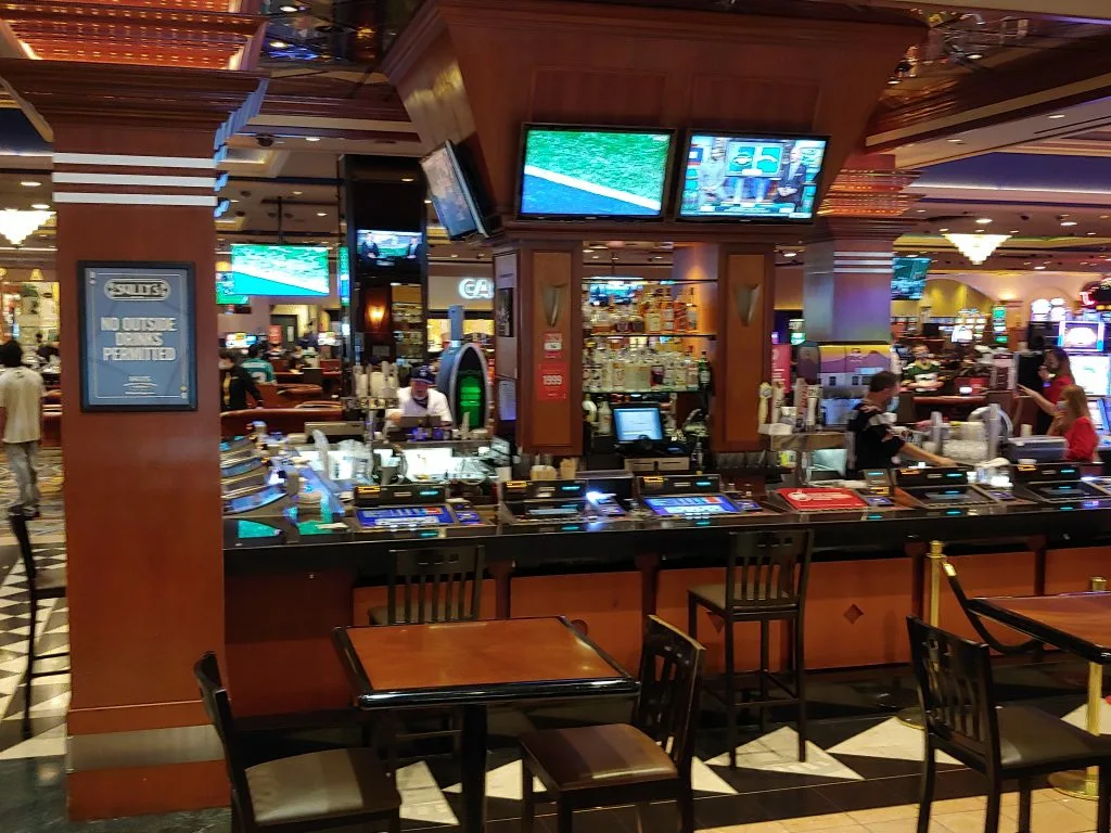 Bar at Horseshoe (Bally's) Casino