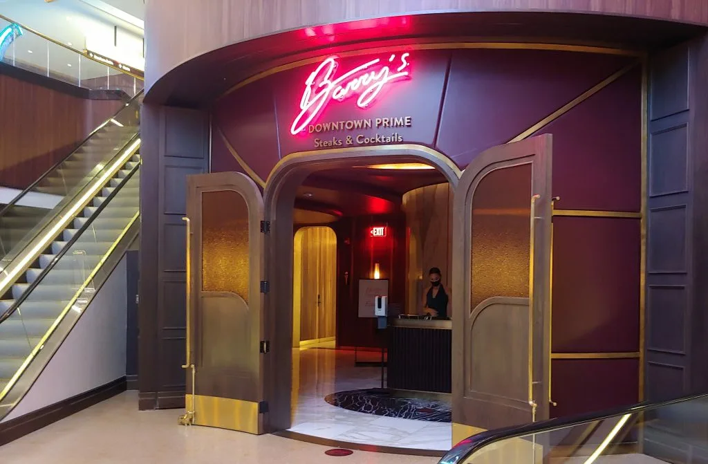 Barry's Steakhouse Restaurant at Circa Casino