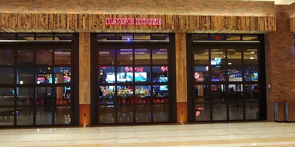 Dawg House at Resorts World Casino
