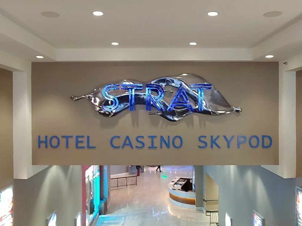 The Strat Hotel, Casino and Skypod